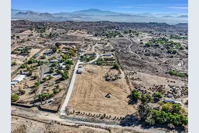 21720 Yucca, Perris, CA 92570 - Photo 47