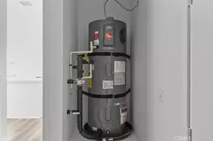 19395 Nalancia Wy, Riverside, CA 92508 - Photo 17