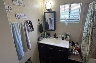 6674 Easton, East Los Angeles, CA 90022 - Photo 11