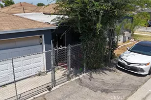 6674 Easton, East Los Angeles, CA 90022 - Photo 17