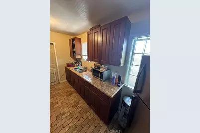 6674 Easton, East Los Angeles, CA 90022 - Photo 9