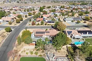 15358 Lookout, Victorville, CA 92307 - Photo 3