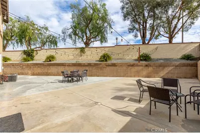 13490 Hawthorn Avenue, Moreno Valley, CA 92553 - Photo 27