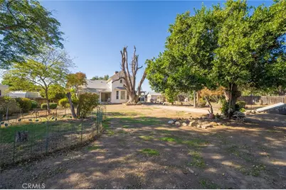 698 Terrace Road, San Bernardino, CA 92410 - Photo 5