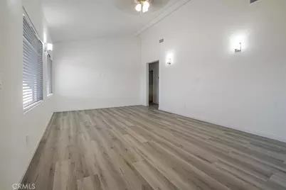 16105 Tawney Ridge Ln, Victorville, CA 92394 - Photo 7