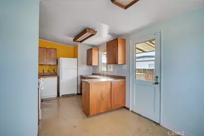 9304 Martha, Riverside, CA 92503 - Photo 7