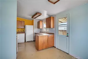 9304 Martha, Riverside, CA 92503 - Photo 7