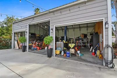 1033 W Palm Avenue, Redlands, CA 92373 - Photo 39