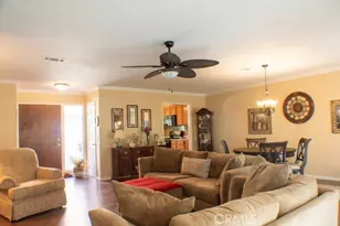 5665 Falling Leaf, Jurupa Valley, CA 92509 - Photo 5