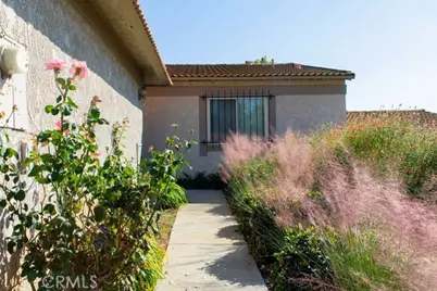 5665 Falling Leaf, Jurupa Valley, CA 92509 - Photo 3