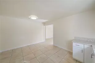 265 S Lamarr St, Rialto, CA 92376 - Photo 9