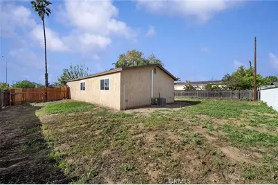 265 S Lamarr Street, Rialto, CA 92376 - Photo 5