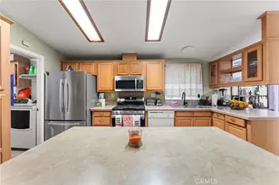 138 Sir Damas Dr, Riverside, CA 92507 - Photo 21