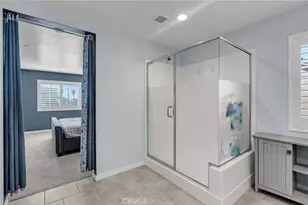 16064 Symphony Ln, Fontana, CA 92336 - Photo 25