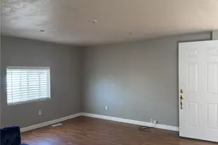 13959 Victoria, Victorville, CA 92395 - Photo 11