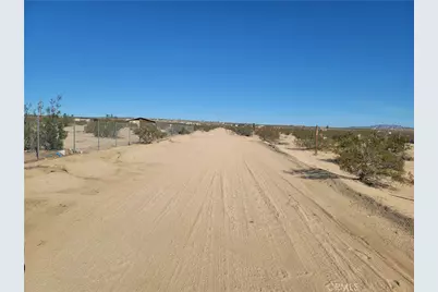 2255 Shooting Star, 29 Palms MCB, CA 92277 - Photo 13
