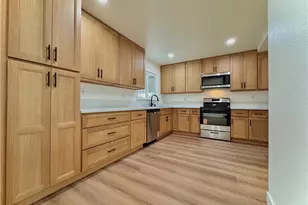 10160 Columbine Ave, Montclair, CA 91763 - Photo 5