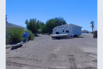 2132 Riviera, Blythe, CA 92225 - Photo 3