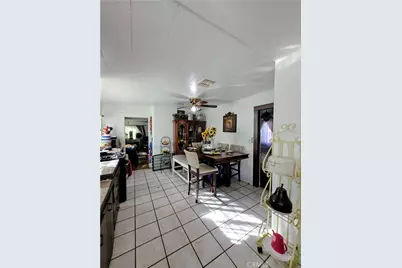 1995 Genevieve, San Bernardino, CA 92405 - Photo 19