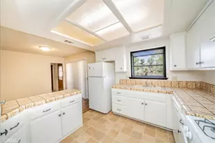 3818 Sunnyslope Rd, Phelan, CA 92371 - Photo 11