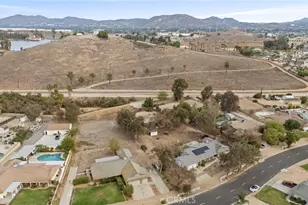 2737 Bronco, Norco, CA 92860 - Photo 31