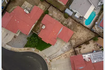 1010 Basalt Court, Hemet, CA 92543 - Photo 3