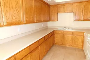 1781 E Forest Ln, San Bernardino, CA 92404 - Photo 27