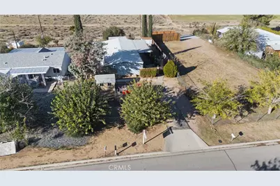 19078 Monterey, Hesperia, CA 92345 - Photo 5