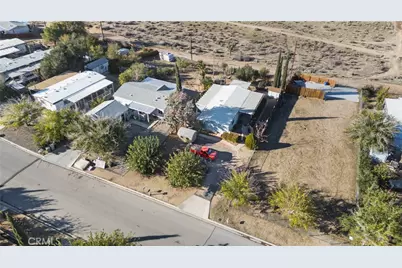 19078 Monterey, Hesperia, CA 92345 - Photo 5