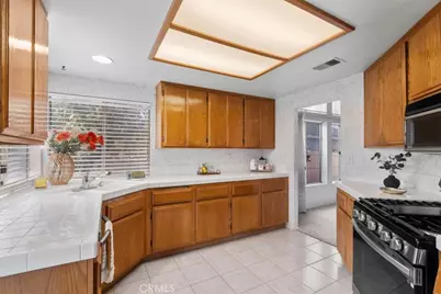 8748 Mesa Oak Drive, Riverside, CA 92508 - Photo 15