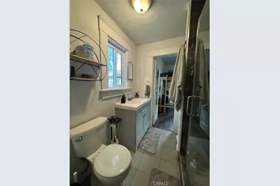 1355 N Gordon Street, Pomona, CA 91768 - Photo 39