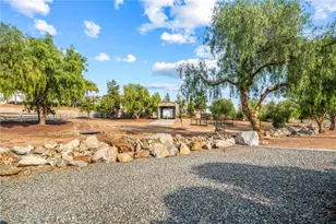 24765 Las Flores Dr, Canyon Lake, CA 92587 - Photo 27