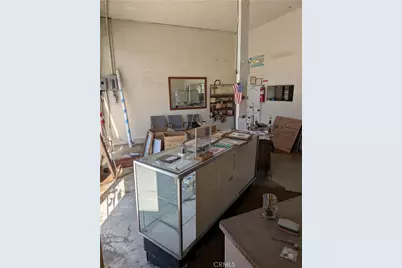 1071 Center Street, Riverside, CA 92507 - Photo 11