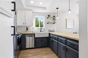 24319 N Canyon Lake Dr, Canyon Lake, CA 92587 - Photo 9