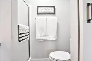 24319 N Canyon Lake Dr, Canyon Lake, CA 92587 - Photo 21