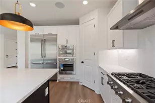 1029 N Staley Ln, Los Angeles, CA 90042 - Photo 21