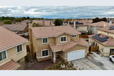 15611 Kadota, Victorville, CA 92395 - Photo 47