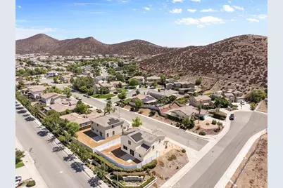 27530 Regent Lane, Menifee, CA 92584 - Photo 37