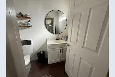 1555 McDonald Avenue, Wilmington, CA 90744 - Photo 7