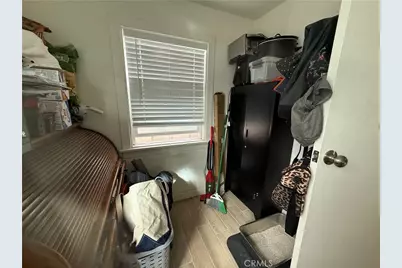 1555 McDonald Avenue, Wilmington, CA 90744 - Photo 15