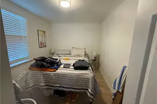 1555 McDonald Ave, Wilmington, CA 90744 - Photo 9