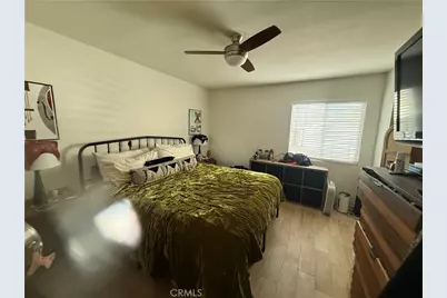 1555 McDonald Avenue, Wilmington, CA 90744 - Photo 5