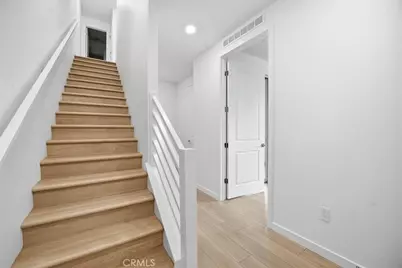 27315 Bear Creek Lane, Valencia, CA 91381 - Photo 5