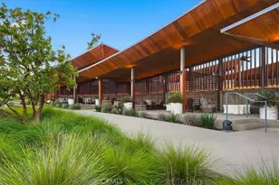 27315 Bear Creek Ln, Valencia, CA 91381 - Photo 33