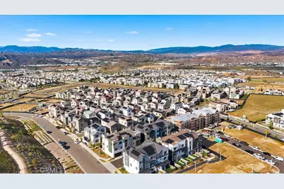 27315 Bear Creek Lane, Valencia, CA 91381 - Photo 47