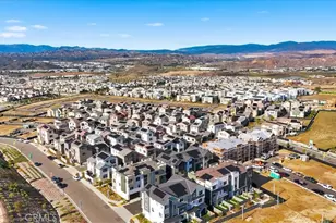 27315 Bear Creek Ln, Valencia, CA 91381 - Photo 47