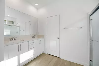 27315 Bear Creek Lane, Valencia, CA 91381 - Photo 17