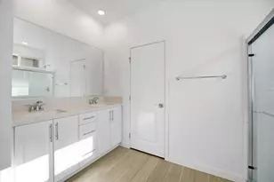 27315 Bear Creek Ln, Valencia, CA 91381 - Photo 17