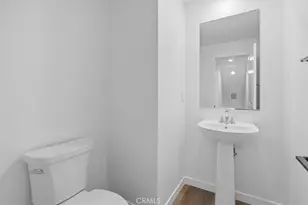 27321 Bear Creek Ln, Valencia, CA 91381 - Photo 17