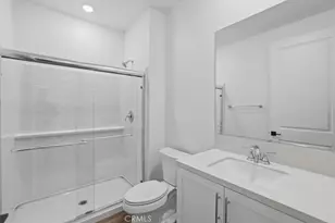 27321 Bear Creek Ln, Valencia, CA 91381 - Photo 7